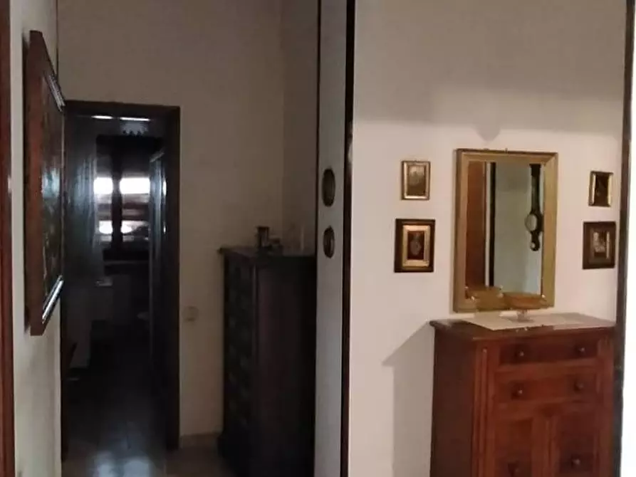 Immagine 4 di Appartamento in vendita  a Carrara