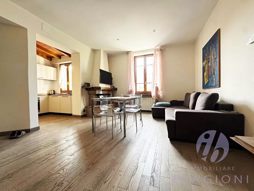 Immagine 4 di Appartamento in vendita  a Pietrasanta