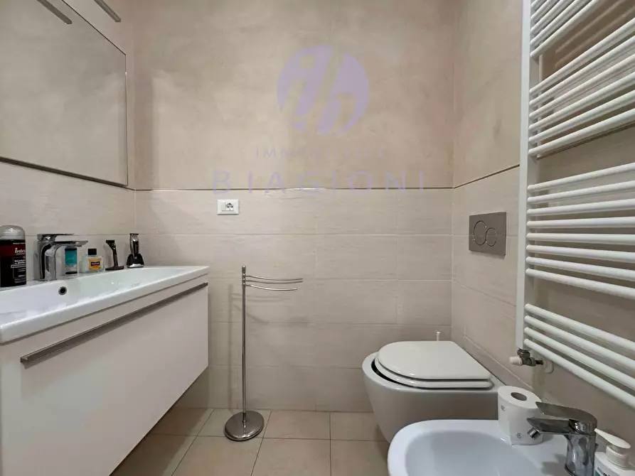 Immagine 18 di Appartamento in vendita  a Pietrasanta