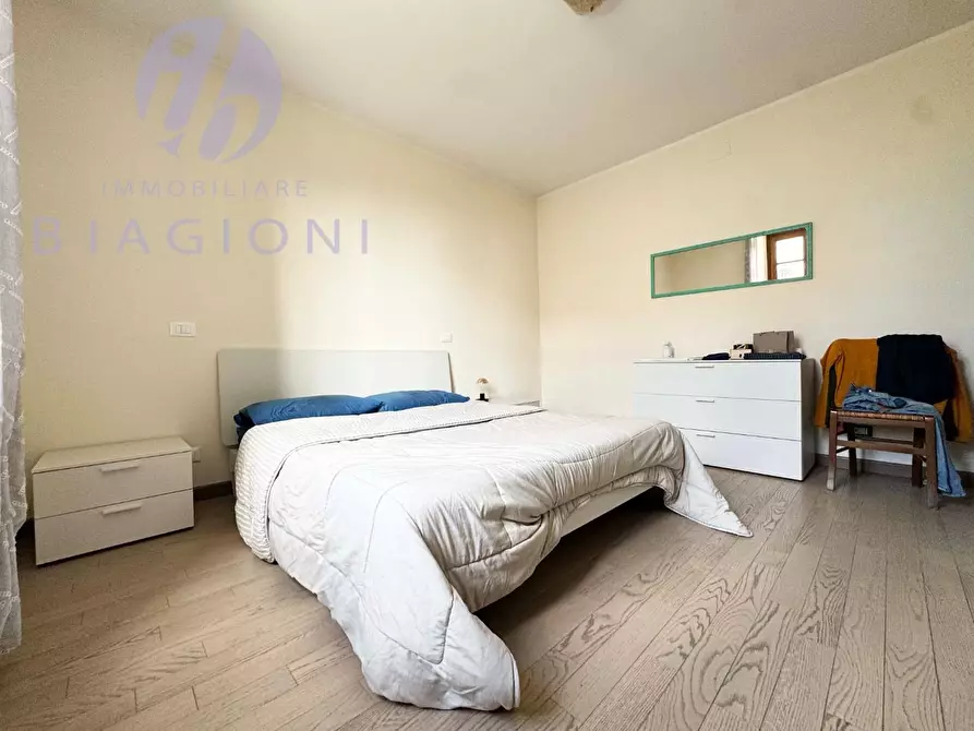 Immagine 12 di Appartamento in vendita  a Pietrasanta