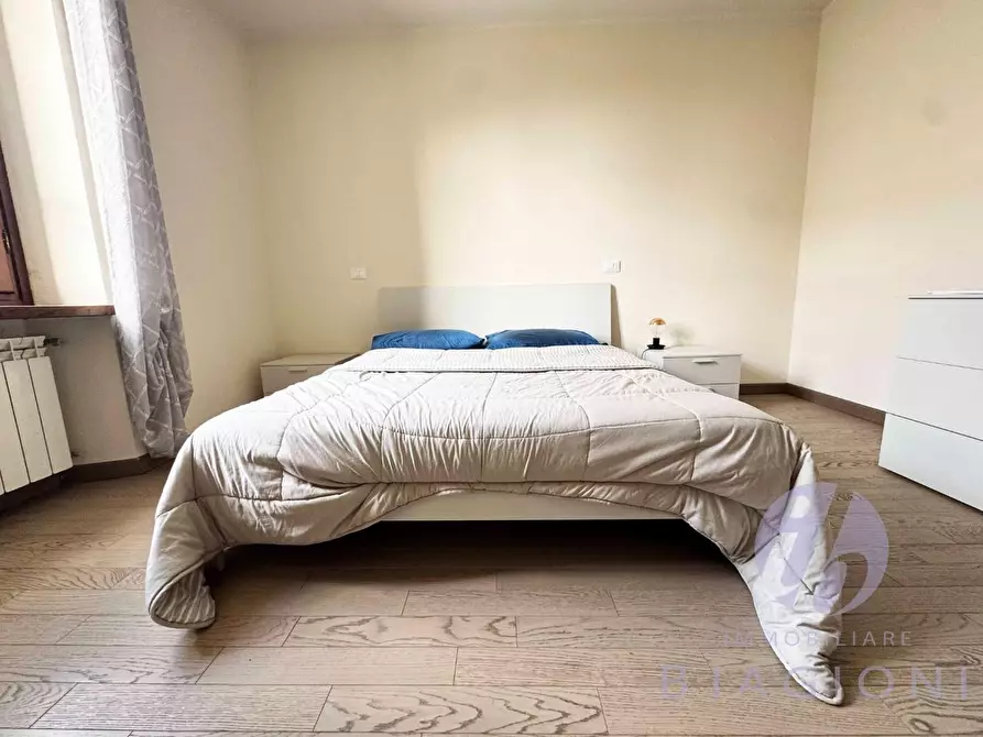 Immagine 10 di Appartamento in vendita  a Pietrasanta