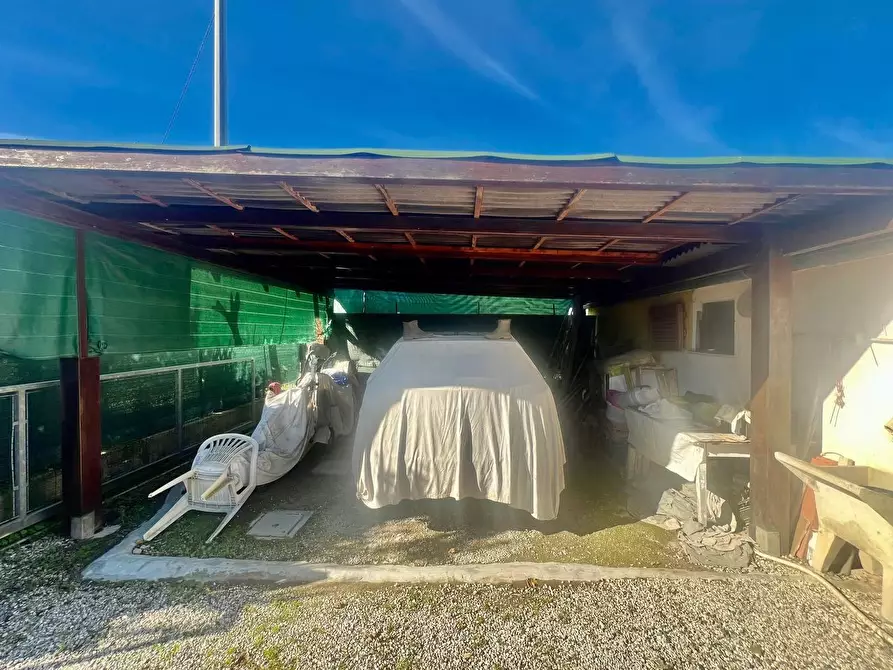 Immagine 31 di Villa in vendita  a San Giuliano Terme