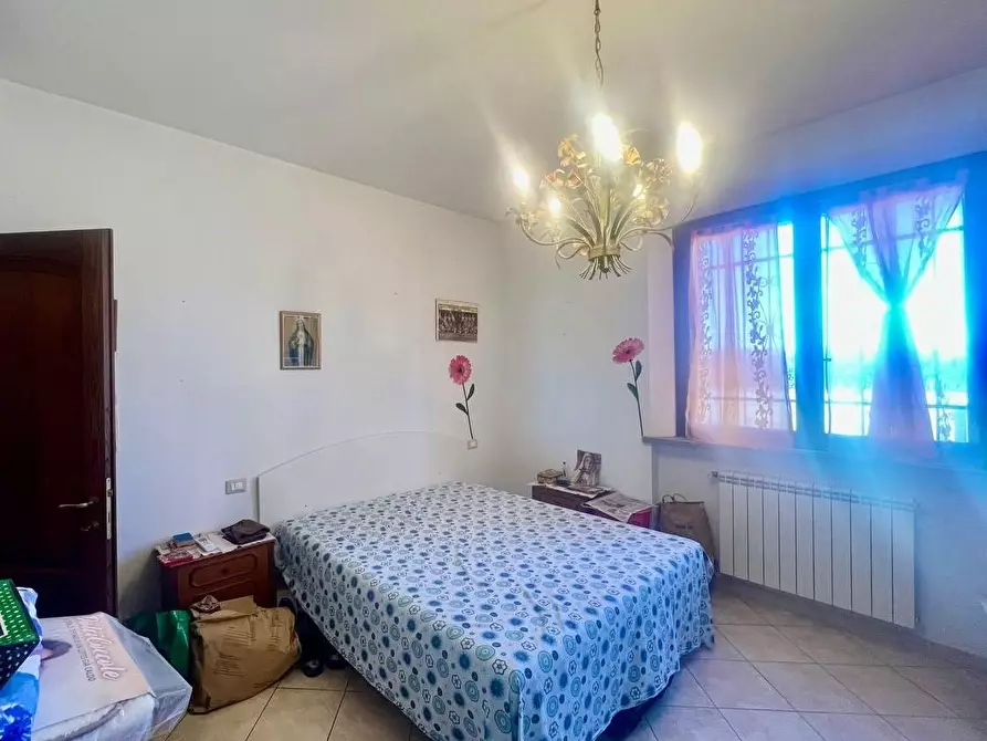 Immagine 17 di Villa in vendita  a San Giuliano Terme