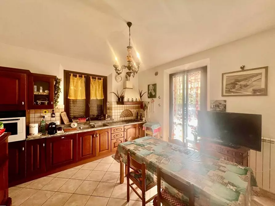 Immagine 8 di Villa in vendita  a San Giuliano Terme