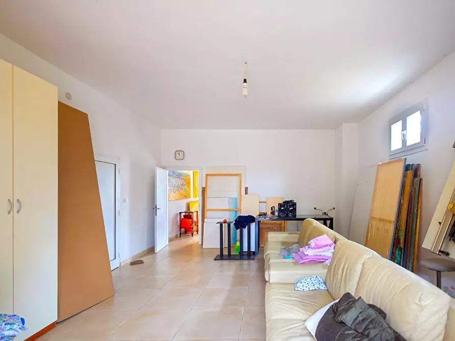 Immagine 22 di Casa indipendente in vendita  a Santa Maria A Monte