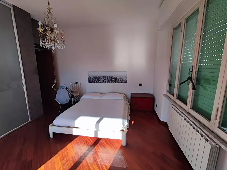 Immagine 13 di Appartamento in vendita  a Massa