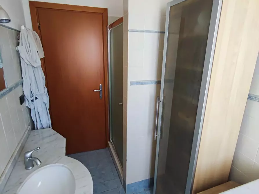 Immagine 18 di Appartamento in vendita  a Massa