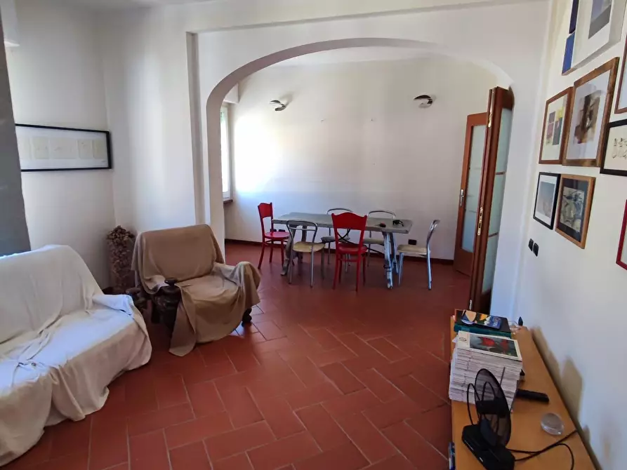 Immagine 8 di Appartamento in vendita  a Massa
