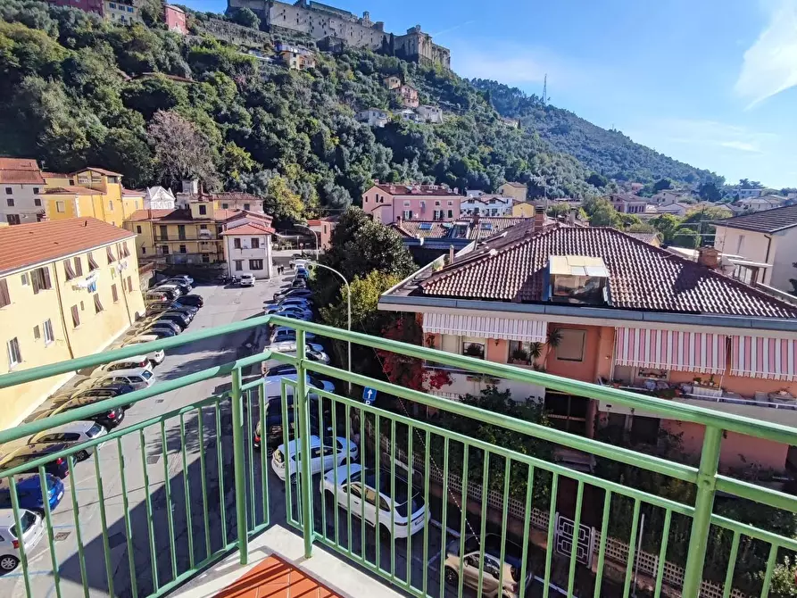 Immagine 21 di Appartamento in vendita  a Massa