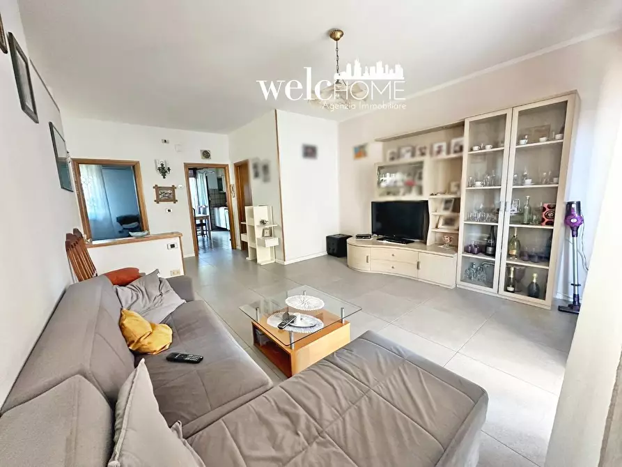 Immagine 3 di Appartamento in vendita  a Campi Bisenzio