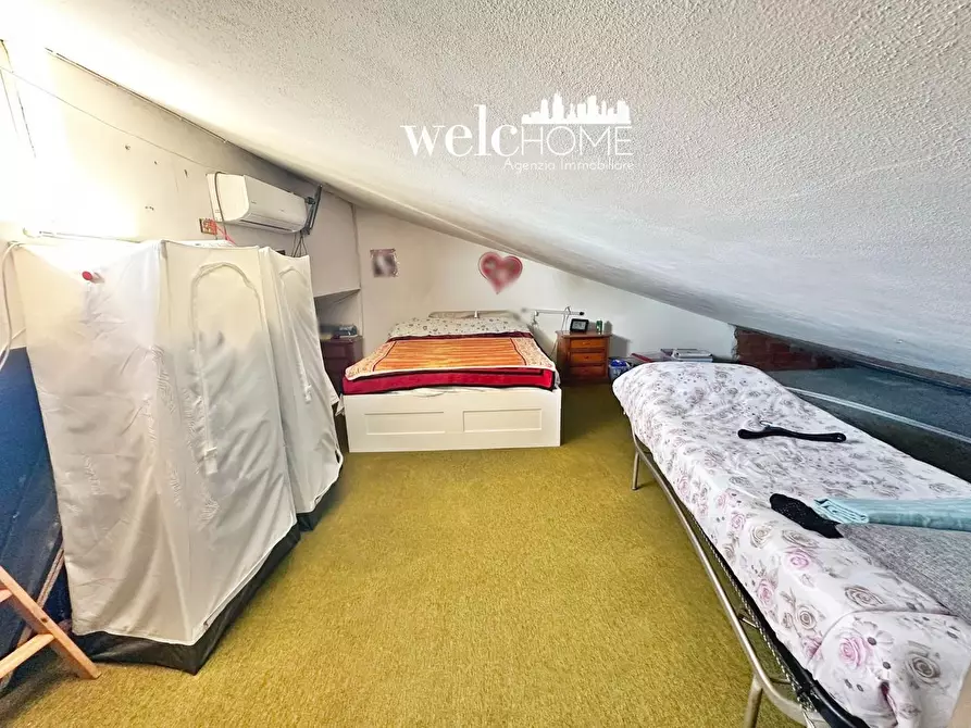 Immagine 12 di Appartamento in vendita  a Campi Bisenzio