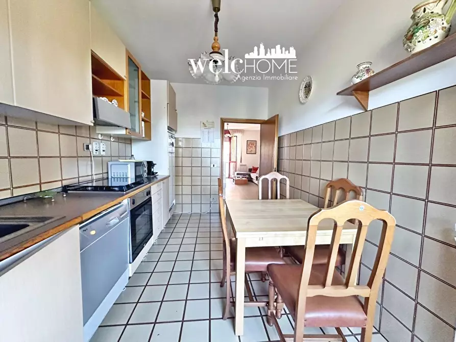 Immagine 19 di Appartamento in vendita  a Campi Bisenzio