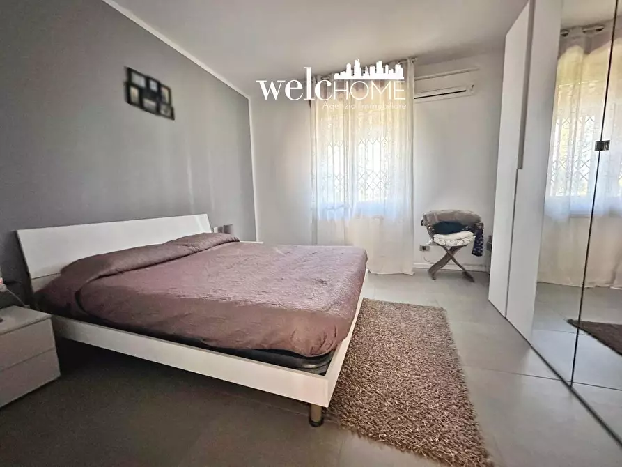 Immagine 24 di Appartamento in vendita  a Campi Bisenzio