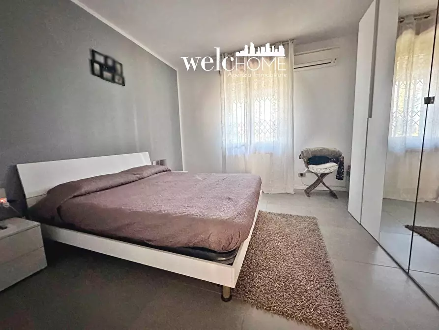 Immagine 31 di Appartamento in vendita  a Campi Bisenzio