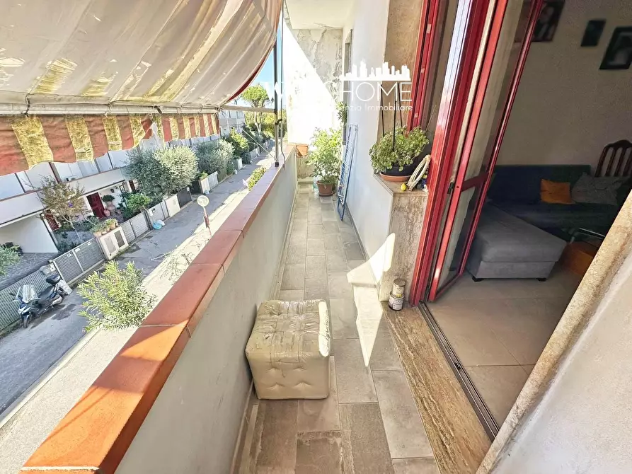 Immagine 11 di Appartamento in vendita  a Campi Bisenzio