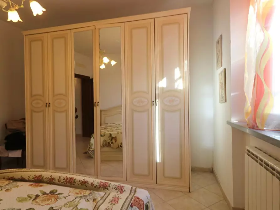 Immagine 8 di Villa in vendita  a San Giuliano Terme