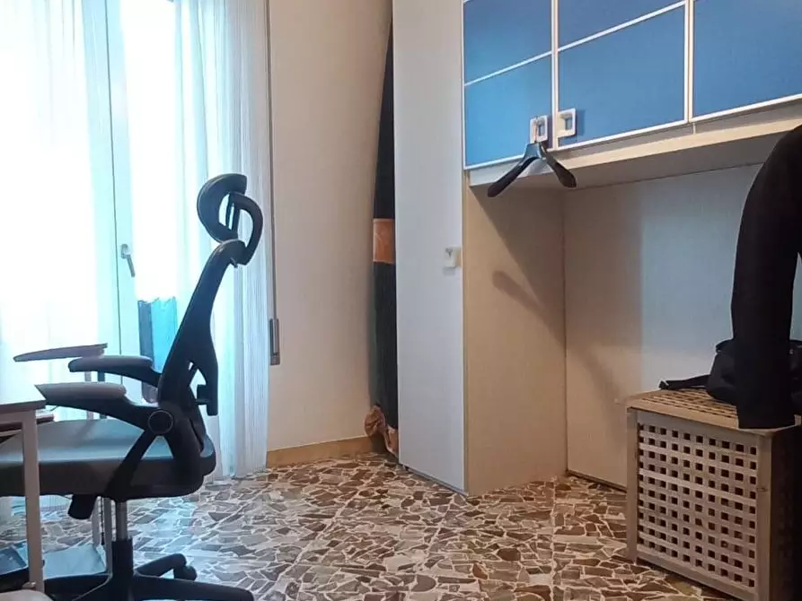 Immagine 12 di Appartamento in vendita  a Carrara