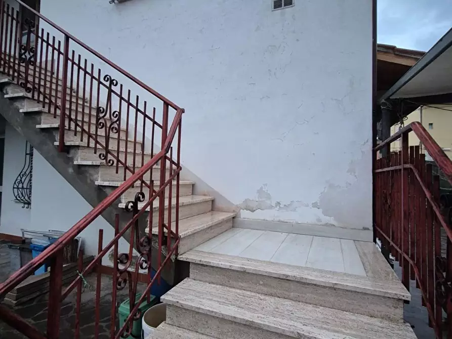 Immagine 20 di Appartamento in vendita  a Santa Croce Sull'arno