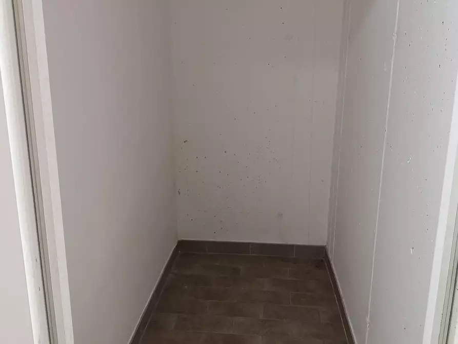 Immagine 14 di Appartamento in affitto  a Santa Maria A Monte