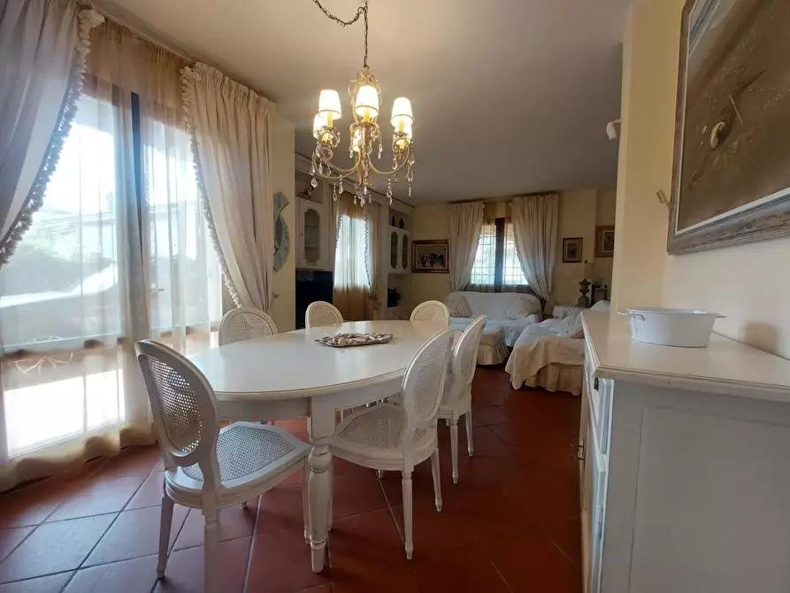 Immagine 9 di Casa bifamiliare in vendita  a Forte Dei Marmi