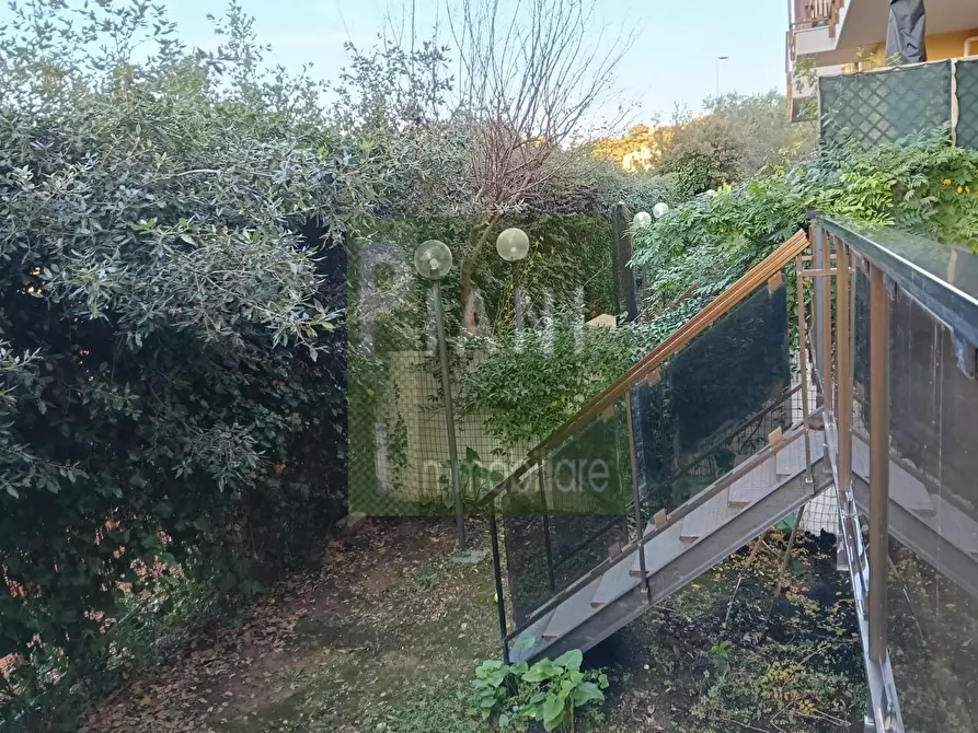 Immagine 12 di Appartamento in vendita  a Livorno