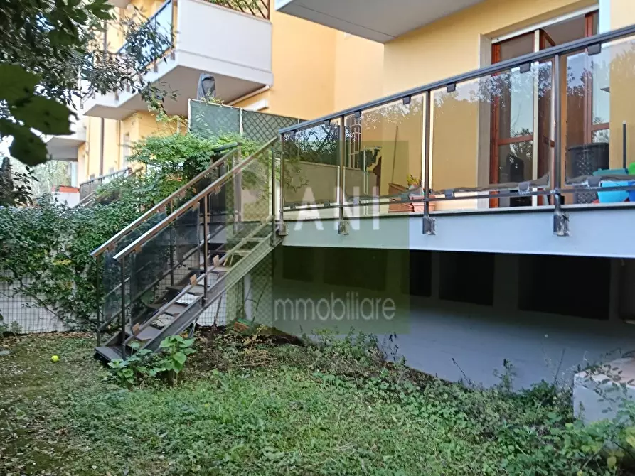 Immagine 14 di Appartamento in vendita  a Livorno