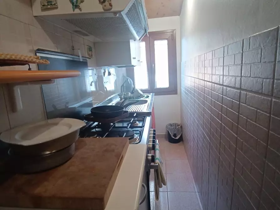 Immagine 8 di Appartamento in vendita  a Massa