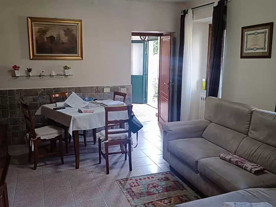 Immagine 6 di Appartamento in vendita  a Massa