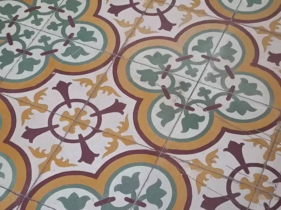 Immagine 21 di Appartamento in vendita  a Massa