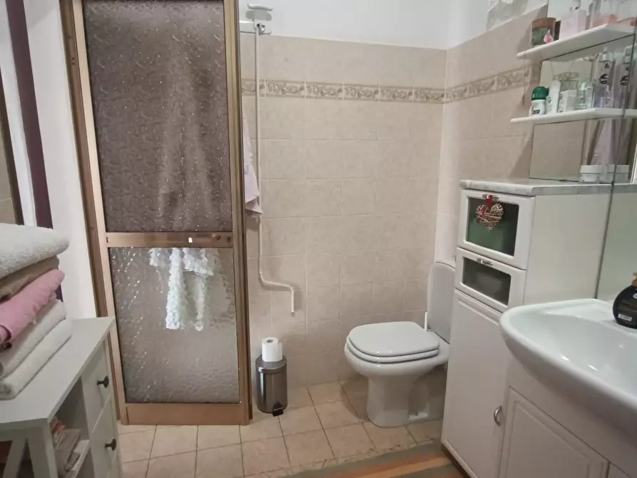 Immagine 17 di Appartamento in vendita  a Massa