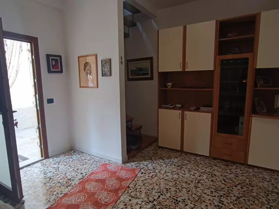 Immagine 10 di Appartamento in vendita  a Massa