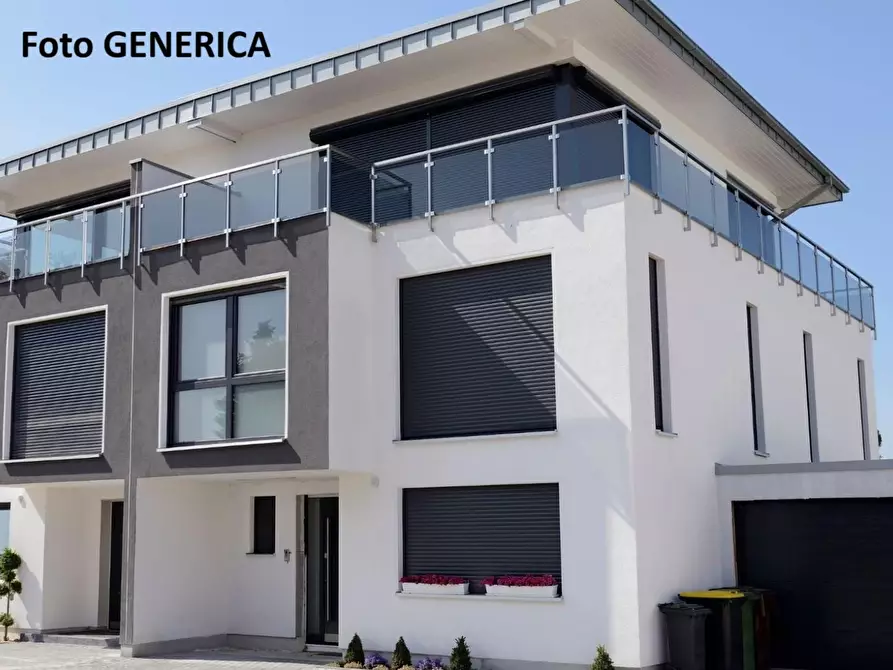 Immagine 1 di Palazzo in vendita  a Santa Croce Sull'arno