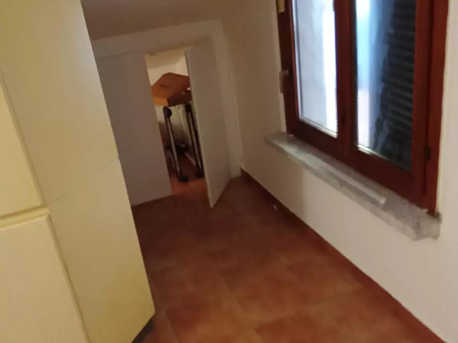 Immagine 2 di Villetta a schiera in vendita  a Ortonovo