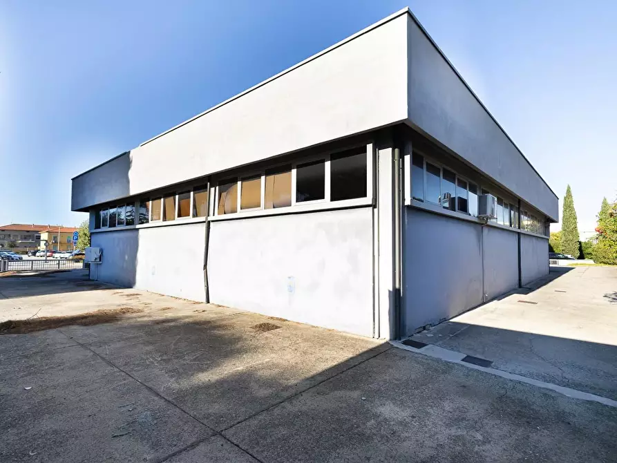 Immagine 15 di Capannone industriale in vendita  a Santa Croce Sull'arno