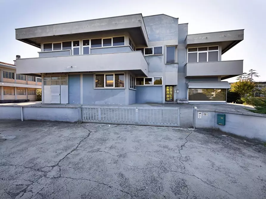 Immagine 9 di Capannone industriale in vendita  a Santa Croce Sull'arno