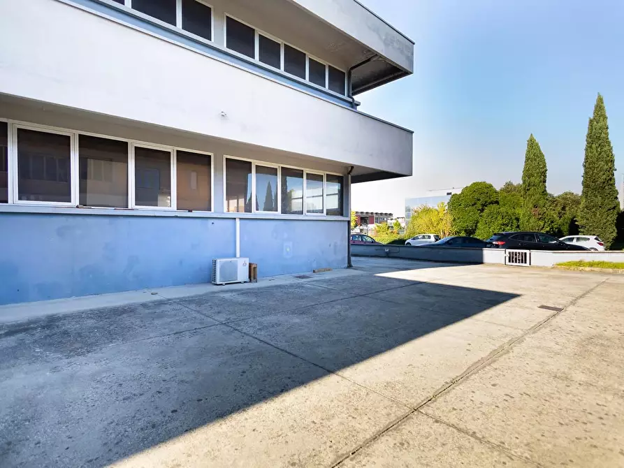 Immagine 12 di Capannone industriale in vendita  a Santa Croce Sull'arno