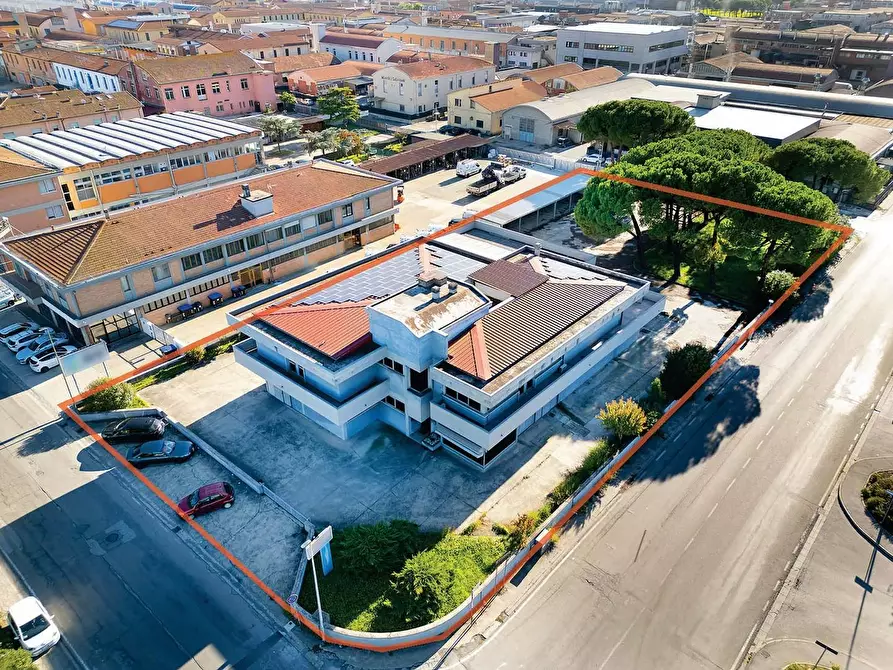 Immagine 1 di Capannone industriale in vendita  a Santa Croce Sull'arno