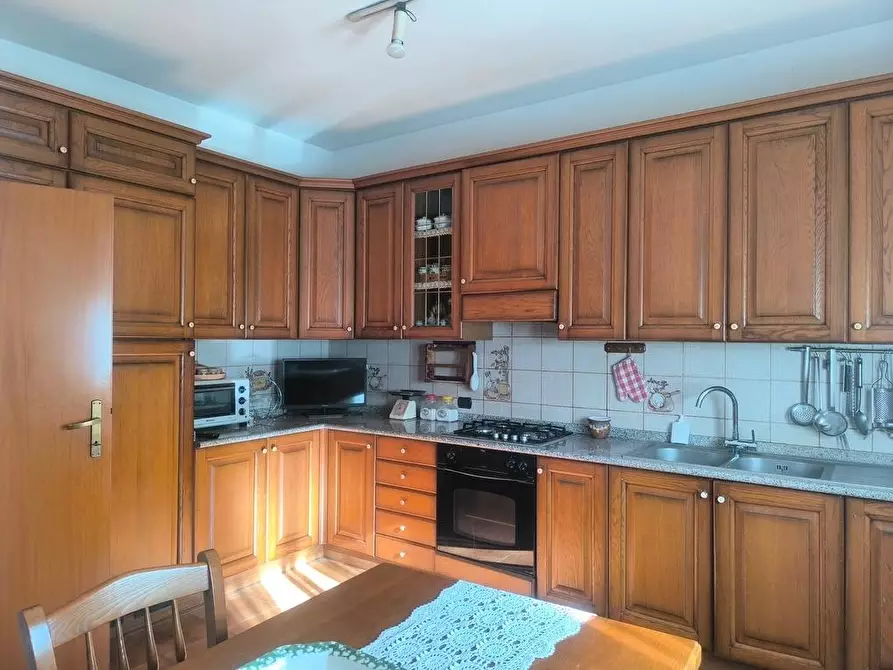 Immagine 7 di Villa in vendita  a Sinalunga