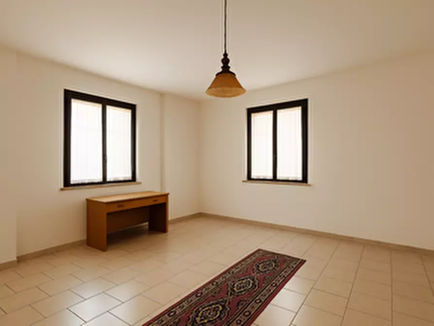 Immagine 15 di Villa in vendita  a Sinalunga