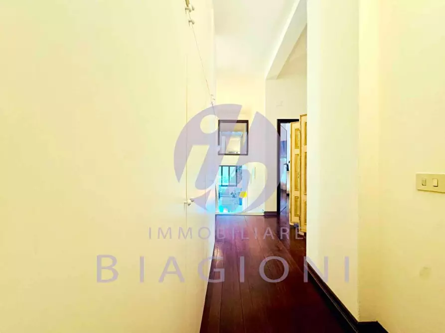 Immagine 36 di Villa in vendita  a Camaiore