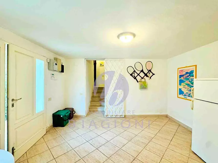 Immagine 41 di Villa in vendita  a Camaiore