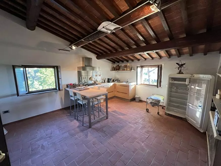 Immagine 21 di Villa in vendita  a Cecina