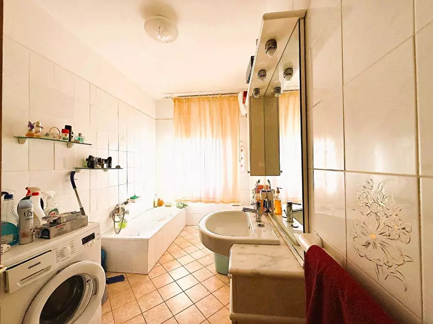 Immagine 13 di Appartamento in vendita  a Vinci