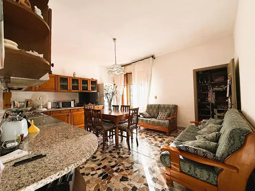 Immagine 6 di Appartamento in vendita  a Vinci