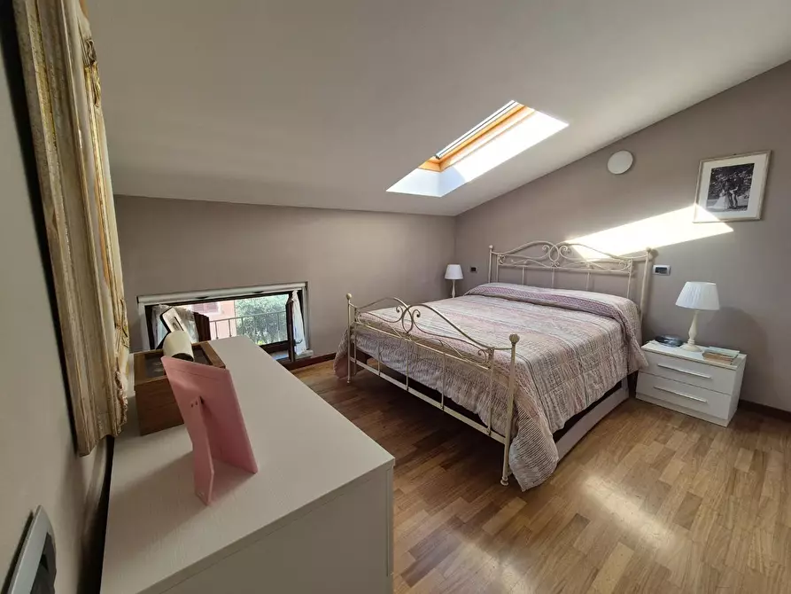 Immagine 20 di Porzione di casa in vendita  a Carrara