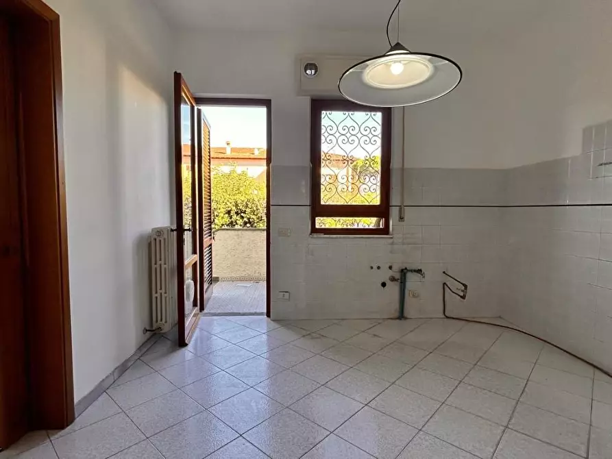 Immagine 17 di Villa in vendita  a Forte Dei Marmi