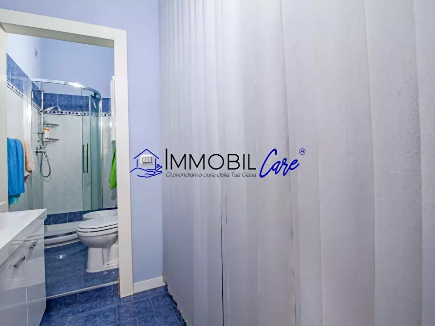 Immagine 10 di Appartamento in vendita  a Livorno