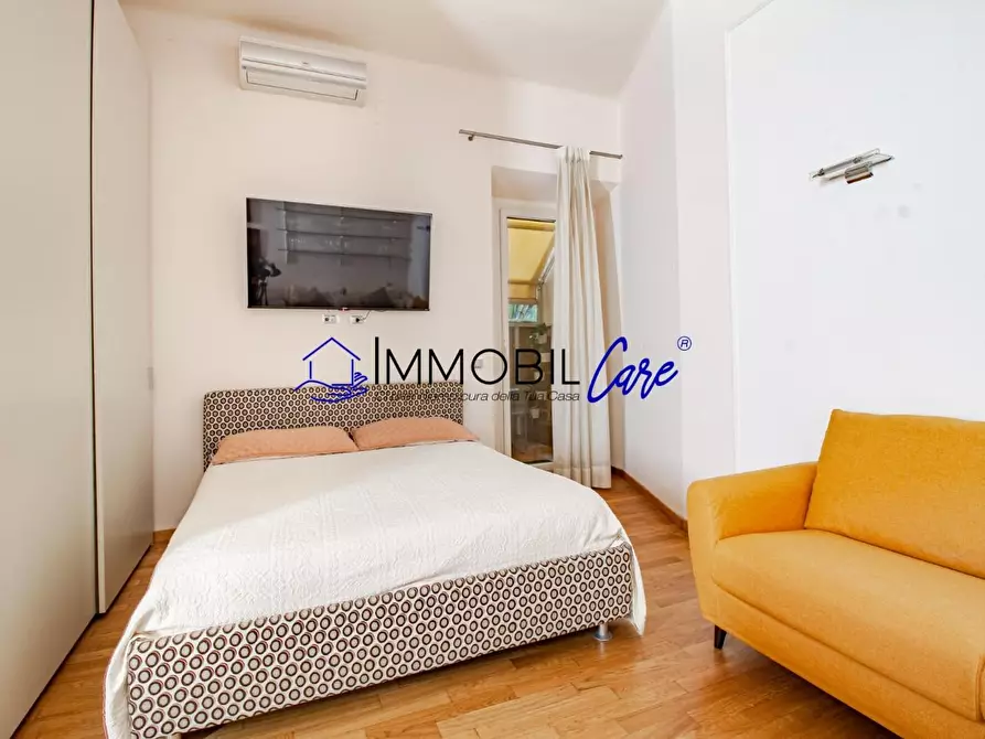 Immagine 6 di Appartamento in vendita  a Livorno