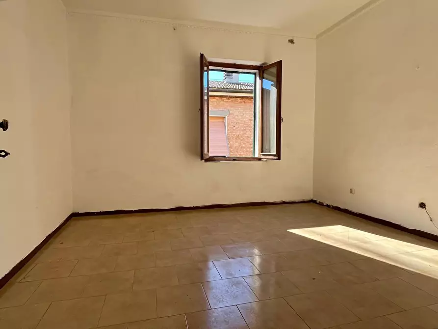 Immagine 10 di Appartamento in vendita  a Asciano