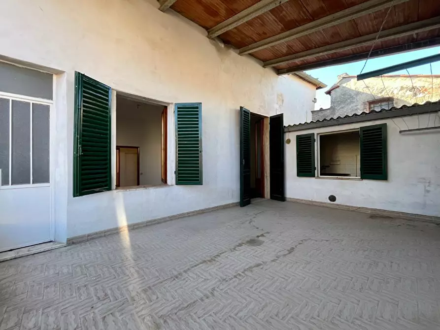 Immagine 2 di Appartamento in vendita  a Asciano